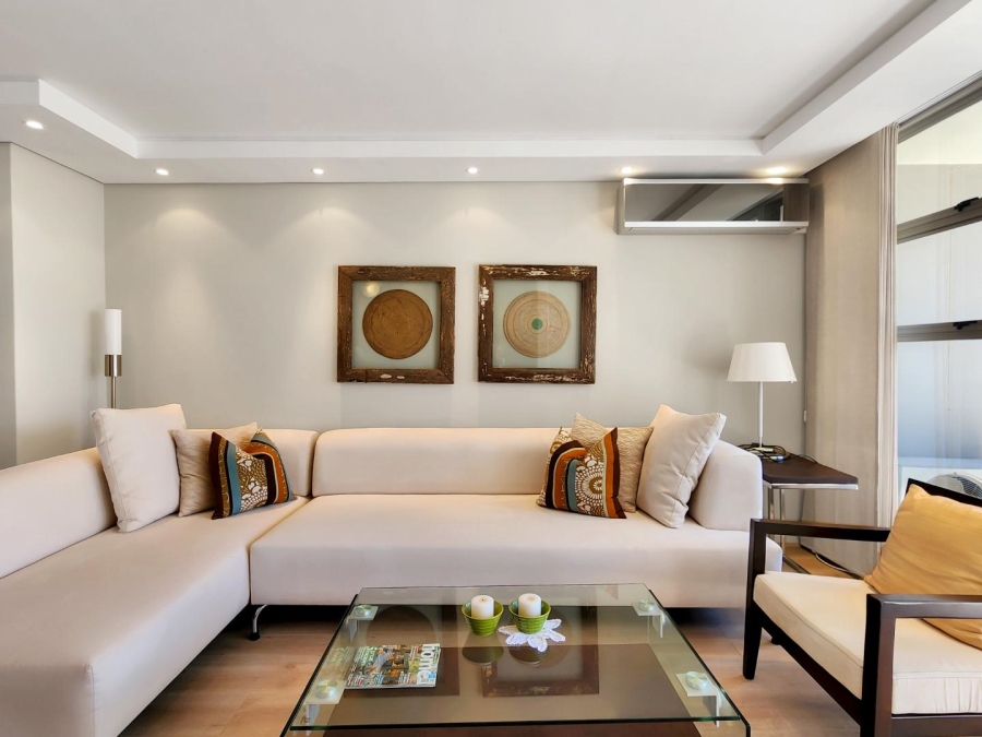 2 Bedroom Property for Sale in Sea Point Western Cape